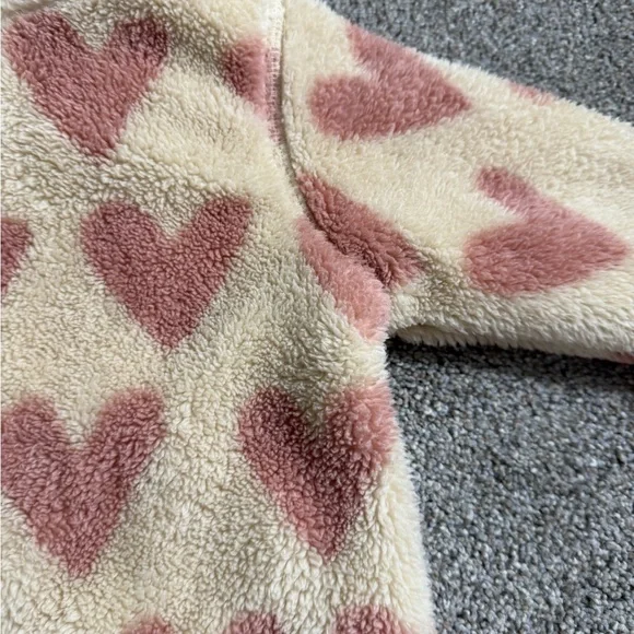 Hanna Andersson Print Recycled Marshmallow Fleece Jacket in Oat Hearts Size 2T - Picture 14 of 15